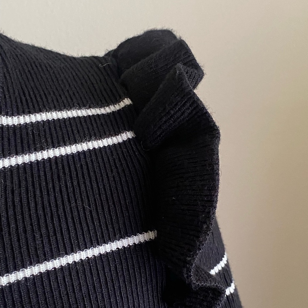 Laundry Shelli Segal black white stripe knit ruffle short sleeve blouse - Picture 9 of 13